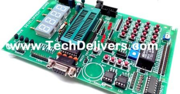 AVR DEVELOPMENT BOARD